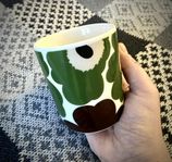 Marimekko Oiva 50 år mugg grön-brun 2,5 dl (2010) mfl