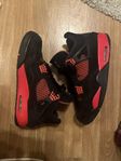 Jordan 4 Red Thunder