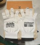 Louis Vuitton gloves 