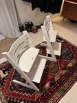 stokke 2x Tripp trapp stolar vit indoor & outdoor 