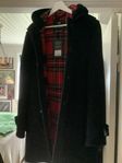 Äkta Morris Duffel Coat black. Ej använd, helt ny! 3500kr