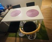 table och bar stool