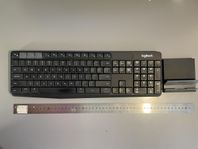 Logitech K375s keyboard