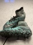 Nike Hyper Venom 36,5