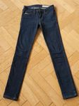 Diesel skinny jeans waist 23-30 200kr