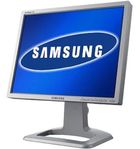 2 x Samsung SyncMaster 244T