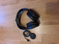 headset, mus och musmatta 