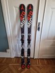 Atomic Redster XT 149 cm Ski + Atomic XTO 12 Bindings