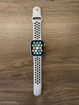 Apple Watch Serie 5 Nike