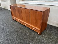 Stort sideboard, skåp, i teak made in Sweden, 1950-tal