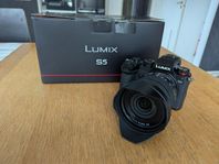 Panasonic Lumix S5 + 20-60mm. hobby/professionell kamera