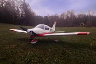 Radiostyrt flygplan E-Flite Cherokee 1300mm BNF