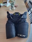 CCM hockeybyxor (senior XL)