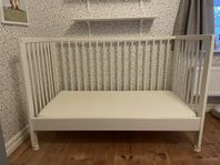 Spjälsäng + Brio bed rocker tassar