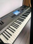 “Ketron SD9 workstation keyboard 76 tangenter