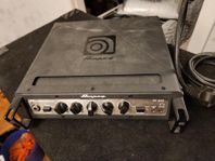 Ampeg PF-350 basförstärkare