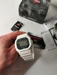 Casio G-shock DW-B5600SF-7ER