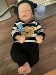 Ny oanvända Reborn doll