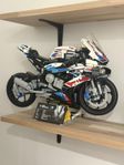 LEGO Technic 42130 BMW M 1000 RR