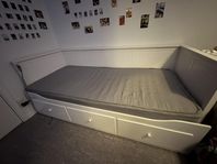 Ikea HEMNES säng