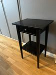 Hemnes nattduksbord