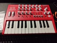 Arturia Microbrute RED