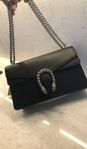 Gucci Dionysus small black leather väska