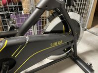 S Line 450 Spinbike - Spinning och träningscykel