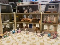 Sylvanian Families Grand Hotel inkl husvagn