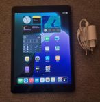 Apple iPad 8th Gen 32GB / Wifi & Bluetooth 