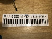 Arturia KeyLab Essential 61 MIDI Controller 