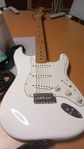 Fender player series stratocaster pwt