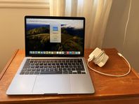 MacBook Pro 13” 2022 M2