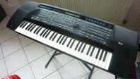 Roland E-86 Synteheziser med stativ