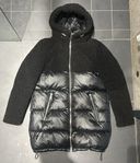 Calvin Klein, Sorona Aura jacka/parka, CW202760, M medium