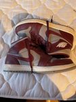 NIKE air jordan 1 mid