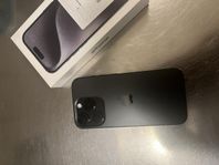 Nästan ny  iPhone 15 PRO smartphone 256GB svart med garanti