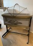 BabyDan Bedside Multi Crib, grå mesh