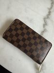 Louis Vuitton Zippy Plånbok