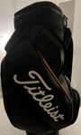 Titleist midsize tour bag