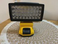 Ny stark 36 LED Arbetslampa för Dewalt 18V Batteri C uttag 