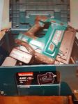 Makita DBN500ZJ (Med Batteri 18v 4.0h)