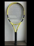 Babolat Aero Jr 25 Tennisracket (tennisrack)+8 Tennisbollar