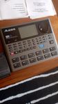 Alesis SR18 drum machine 