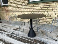 Hay Palissade cone table