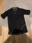 Adidas tränings t-shirt