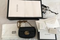 Gucci Supermini Marmont 