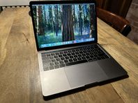 Apple MacBook Pro 13” Retina 2019