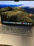 MacBook Pro 14" M3 Pro 11c/14gc 18GB ram, 512GB SSD