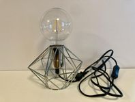 Star - Bordslampa. Krom, stilren, modern, belysning, lampa